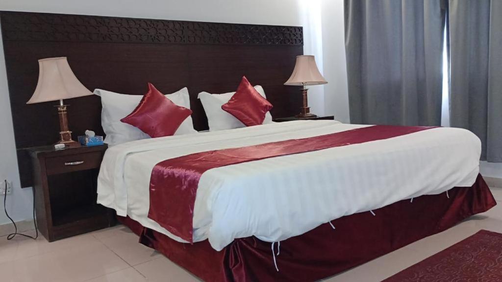 In Taibah Aparthotel Medina Ngoại thất bức ảnh